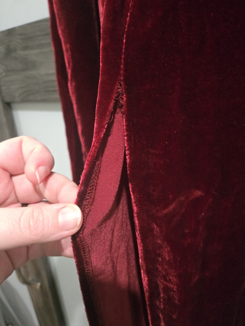 Reformation Pennington Dress Red Velvet Size 6 **read Description - Picture 11 of 11